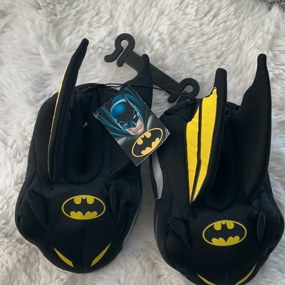 Batman Kids Slippers - Black and Yellow - Picture 1 of 5